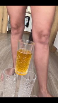 레모네이드가 시음용이라고 생각하셨나요?