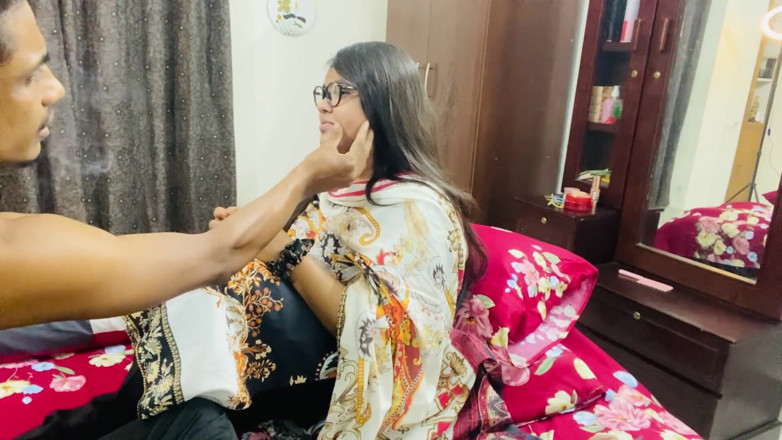 Nadiyaxxx02: Married Older Stepsister Gets Fucked by Younger Stepbrother and Her...