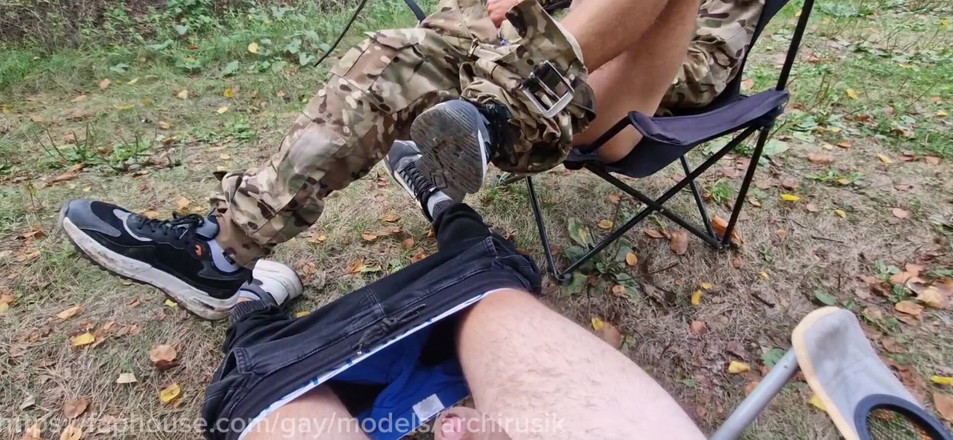 ArchiRusik: Een Willekeurige Man Goot Veel Sperma in! Een Militair Trok...