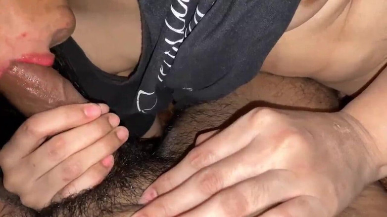 Rajiya: 후배위 스타일로 따먹히는 아줌마