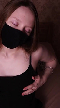 Pełny - domowy sutek drżący orgazm Od drobnej brunetki