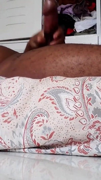 Look at How I Masturbate to Relieve My Loneliness.