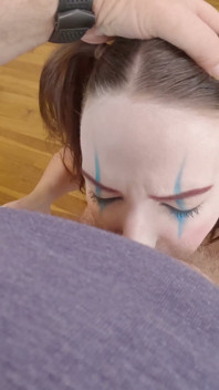 Stiefvader's meisje voor Halloween