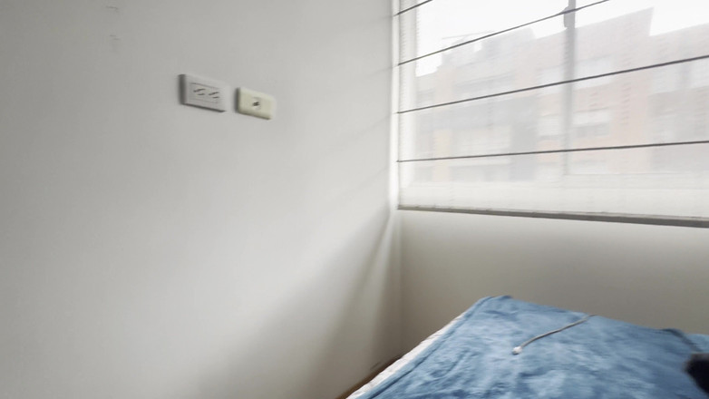 scarlettandc: Due donne giocano con il a vicenda e attaccano le...