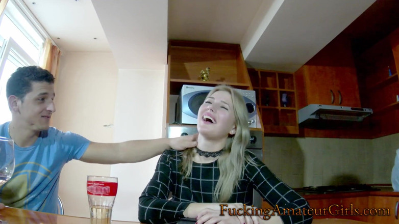 Fucking Amateur Girls: Nos bastidores, atores se divertindo, comendo e brincando