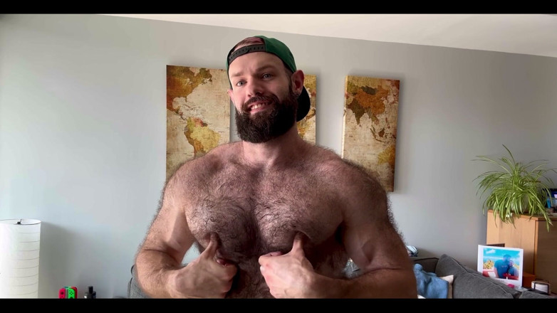BeefyCanuck: Anh trai lớn của bạn