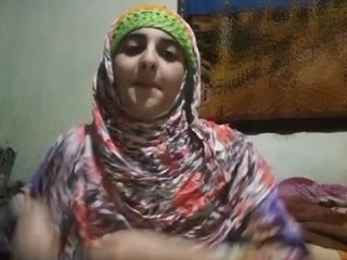 MehwishAly: ファンのためのおっぱいを見せる私のCZN