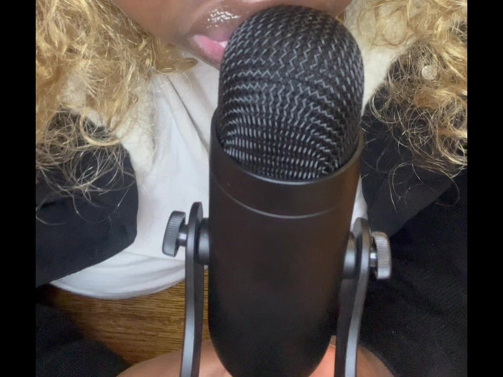 Anye Meshell: Asmr Bercium &amp; Menjilat!