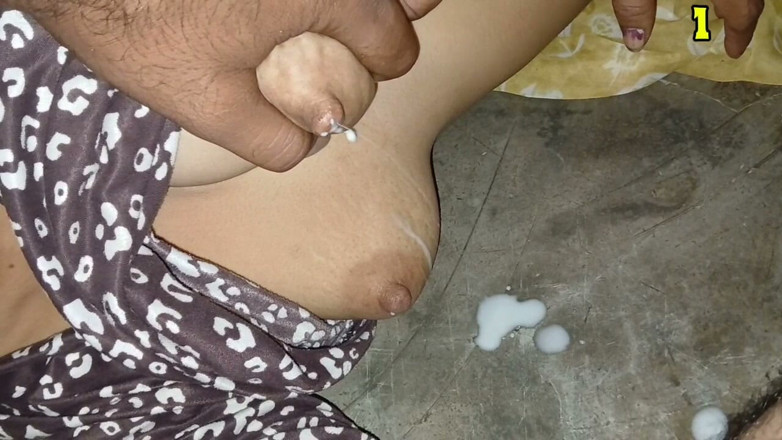 seema: خطوة Shister تقاسم ليلة السرير ومكبس الحليب