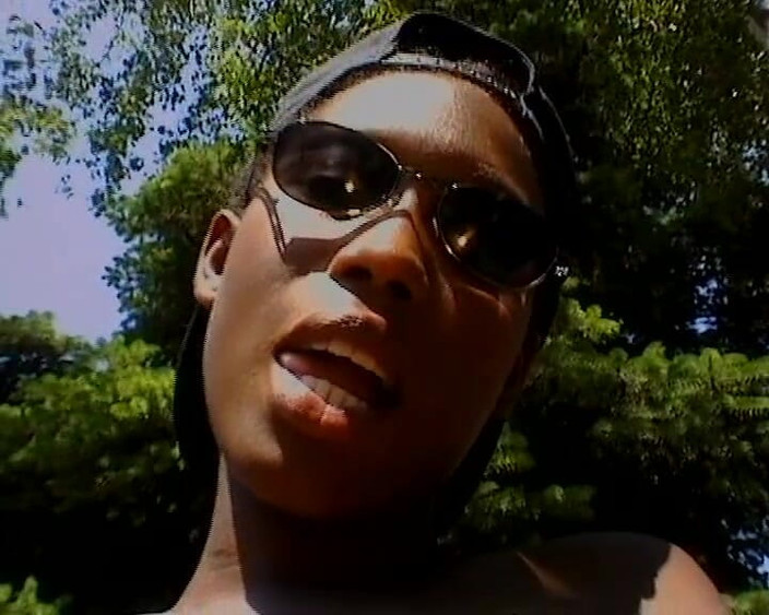 BB Video - Old School: 德国业余青少年乌木单身女性黑发玩具