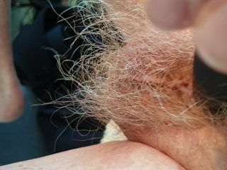 Redhairy4u: Кінчаю на крихітний член
