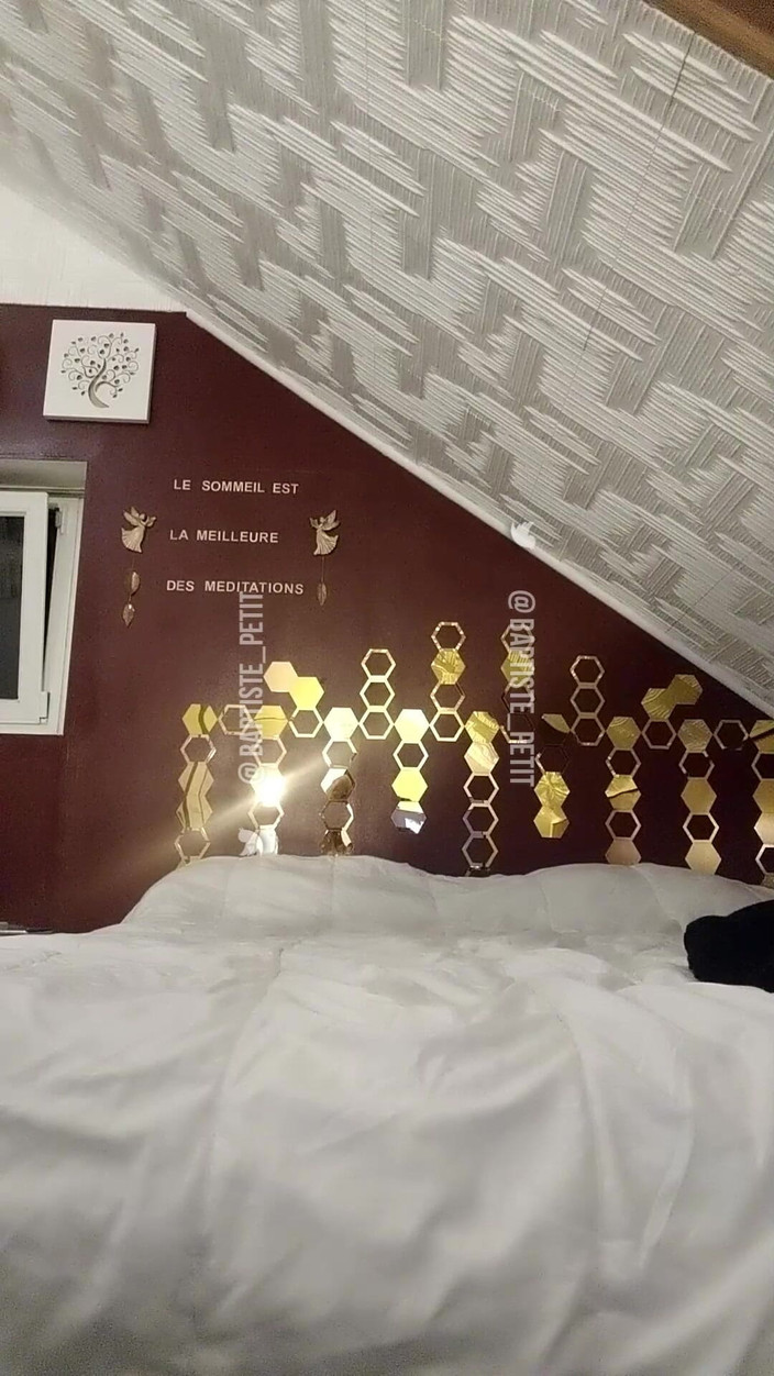 baptiste_petit: Этот маленький прозрачный мастурбатор