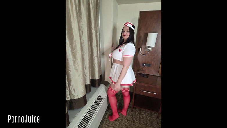 PornoJuice Faphouse: Verpleegster Tonya Sinn redt zwarte pik