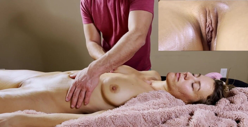 Kate Marley: How to Give Pussy Massage - Yoni Massage Closeup