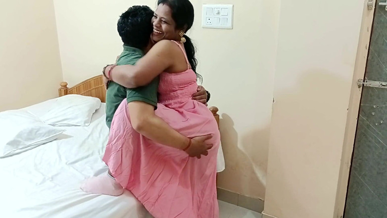Popmini: Indian Desi Village Model Hot Blowjob and Fucking Hard with...