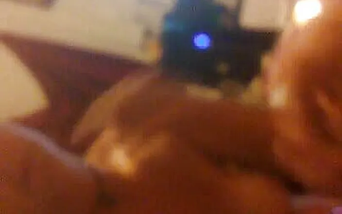 Leonard E. Lee Jr: Homemade amateur blowjob