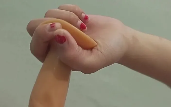 Neneng Pinay: Who Want Me to Suck Your Dick I Am Gladly...