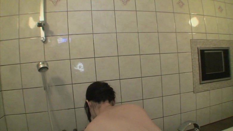 Get Your Fix: Una vecchia miLF asiatica voleva un creampie per straniero