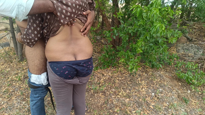 Inba: Esposa infiel al aire libre caliente chupar
