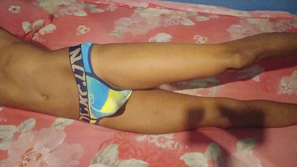 Hot Kolla: Gay kudde humping hot twink