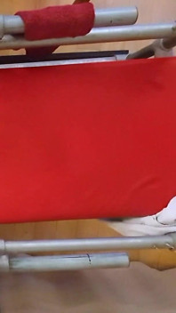 Essex dívka Lisa šuká velký penis do análu bez sedla