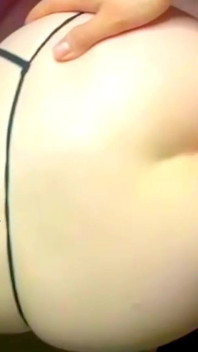 Głęboki hardcore seks analny z moją seksowną dziewczyną z dużym tyłkiem