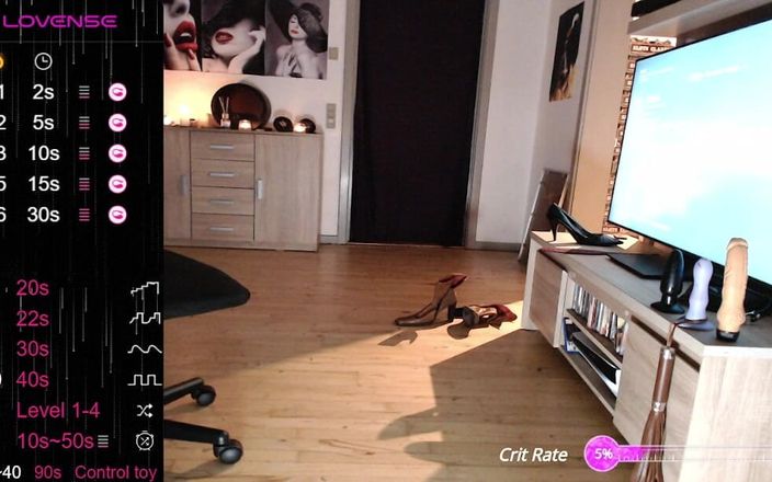 wicki von trannyston: Klapsy i dildo ssanie online z kontrolą mojego bujnego