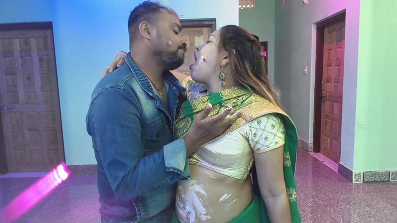 Sona bhabhi: Neujahrsfeierzeit bhabhi fickt hart mit ihrem devar nach dem kuchenschnitt