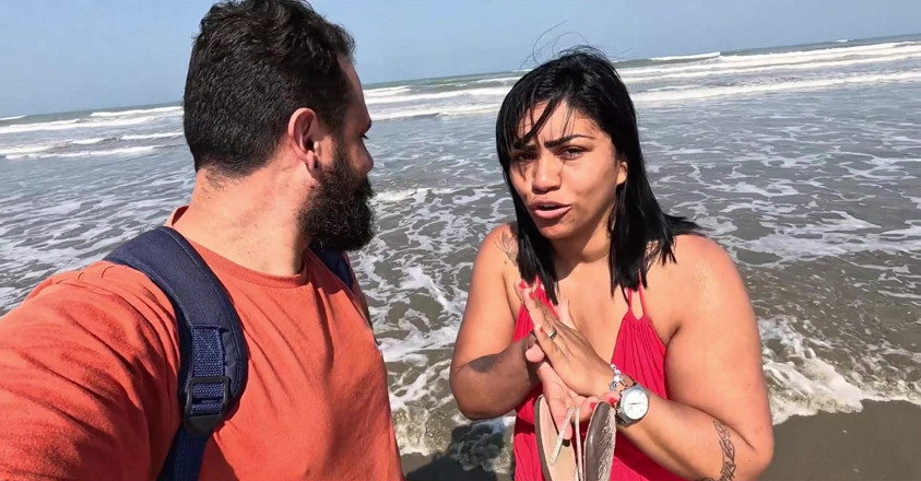 Mattos Movies Trans: Baianinha Trans Fucks Couple on the Beach