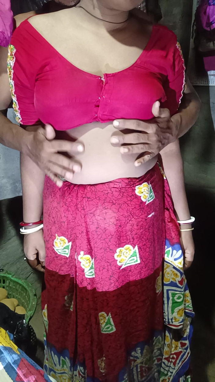 Monika Bhabhi: Pasangan India berkongkek miang