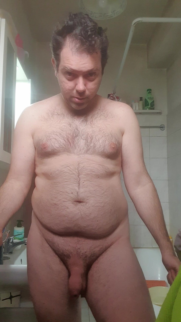 Mirko2589: Wszystko nago w domu