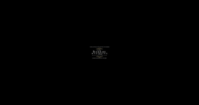 Black Label Magazine: सेक्सी शीर अधोवस्त्र छेड़ना