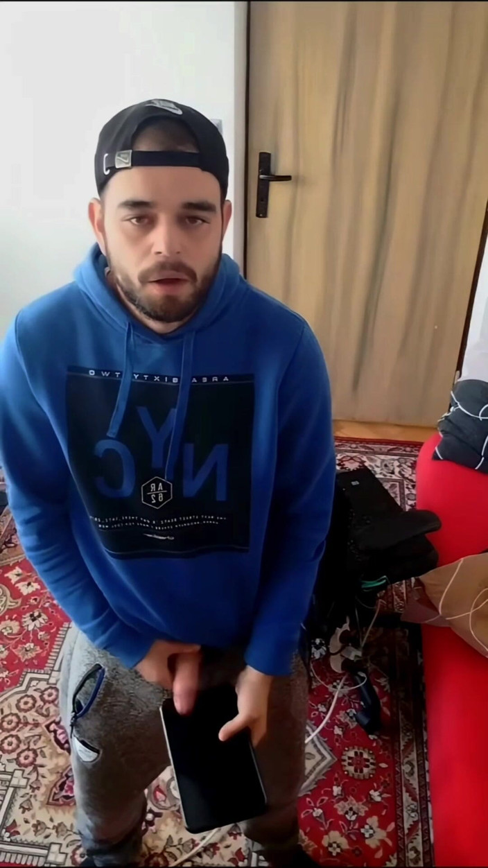 jerkofflover: Cumshot in My Room on a Tablet.