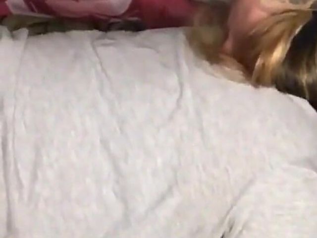 Fat Girl Gives Me a Deep and Wet Blowjob (Naomi Simon)