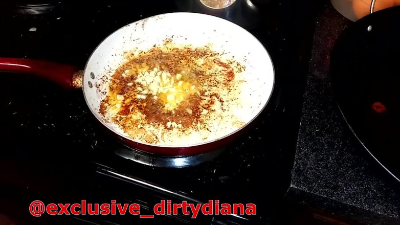 Dirty Diana Fetishes: Dirty Diana has a cooking fetish
