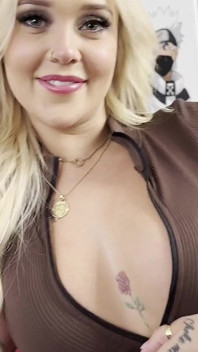 Tatted up Thic Big Booty Blonde Bombshell Step Sis Kali Roses Finally Gives up the Pussy