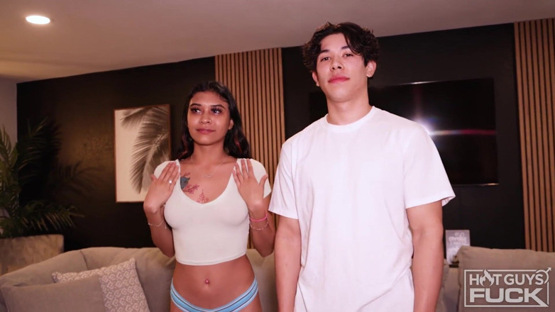 Hot Guys Fuck: No Cut Kody Blows Reina Hearts Back Out Then Feeds...