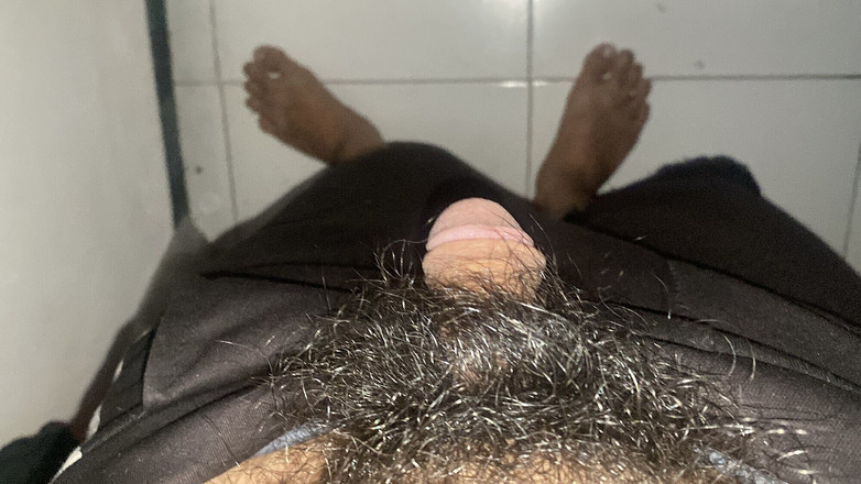 Jackson World: Momento privato lascio abbassare la guardia e mi masturbo davanti...