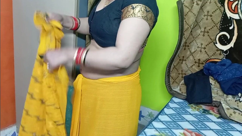 Manjushukla: Beautiful Bhabhi Wearing Yellow Sari
