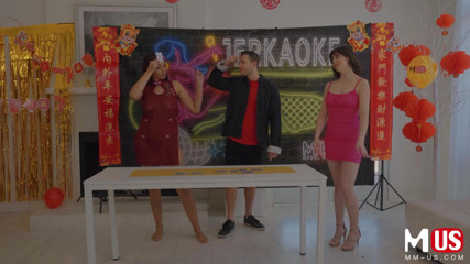 Model Media US: Jerkaoke - Bella Rolland và Codey Steele