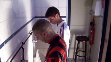 Crunch Boy: Kompilace teenek ochotných hodně kouřit ptáka