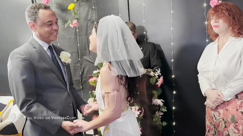 Cliff Media: 彼女の結婚式での輪姦 - 祭壇で育った花嫁 - ヴァネッサクリフ