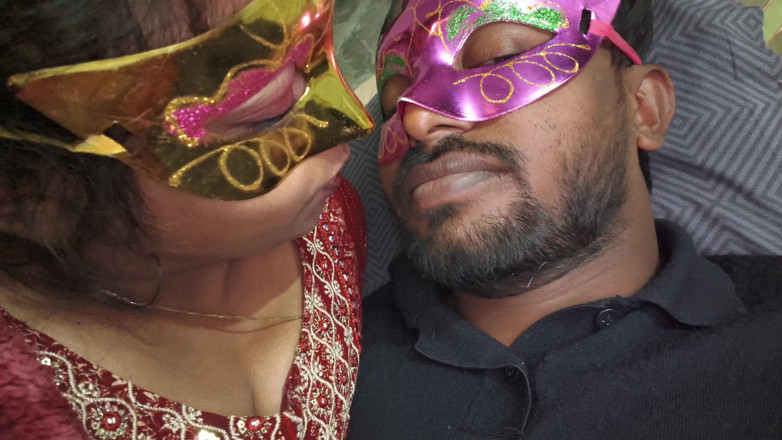 Dreamguys: Desi hete vrouw gekust met tieten zuigen, Indische hete sexy...