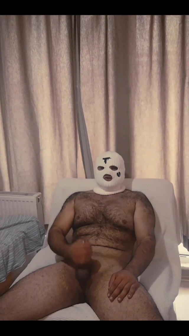 Hairy Masculine Man 2 Times Cum (Machinegun0) Hairy Masculine Man 2 Times Cum (Machinegun0)