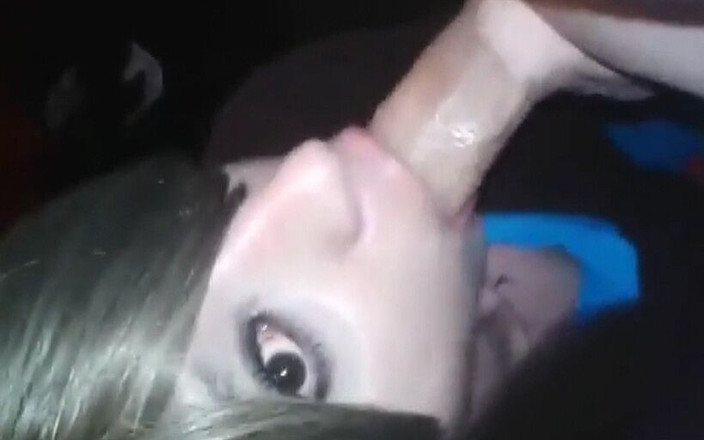 Master of porn: 내 자지를 빨고 따먹는 걸 좋아해