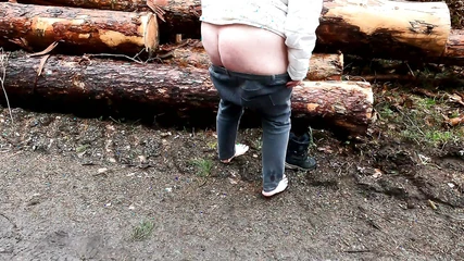 Bouncy Tits Action: Whipping Her Naked Cunt in the Woods