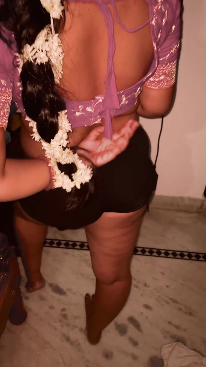 desi_babe1234: Duży tyłek Curvy Bhabhi wie, jak jeździć BBC