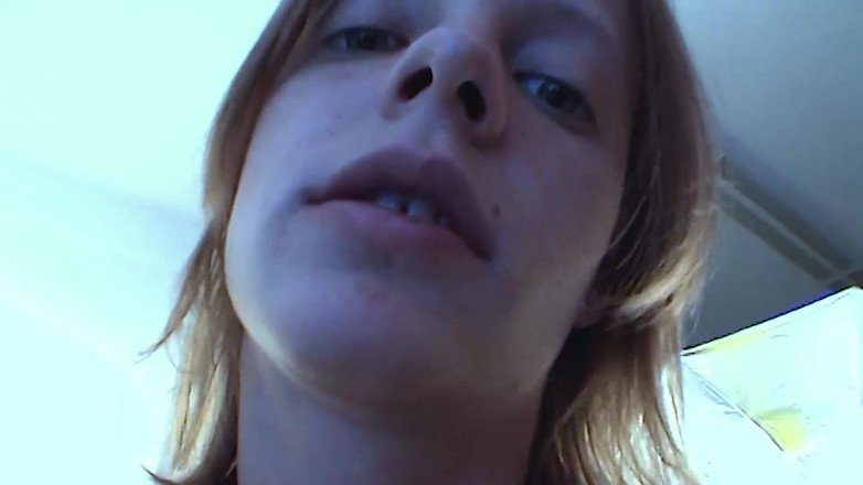 Petty by Sextermedia: Schlucken sie sperma nach oralsex