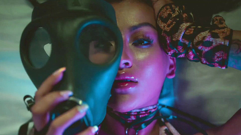 Cipriani: Krásná Mariana Matrix nahá a ukazuje všechny své zkušenosti.