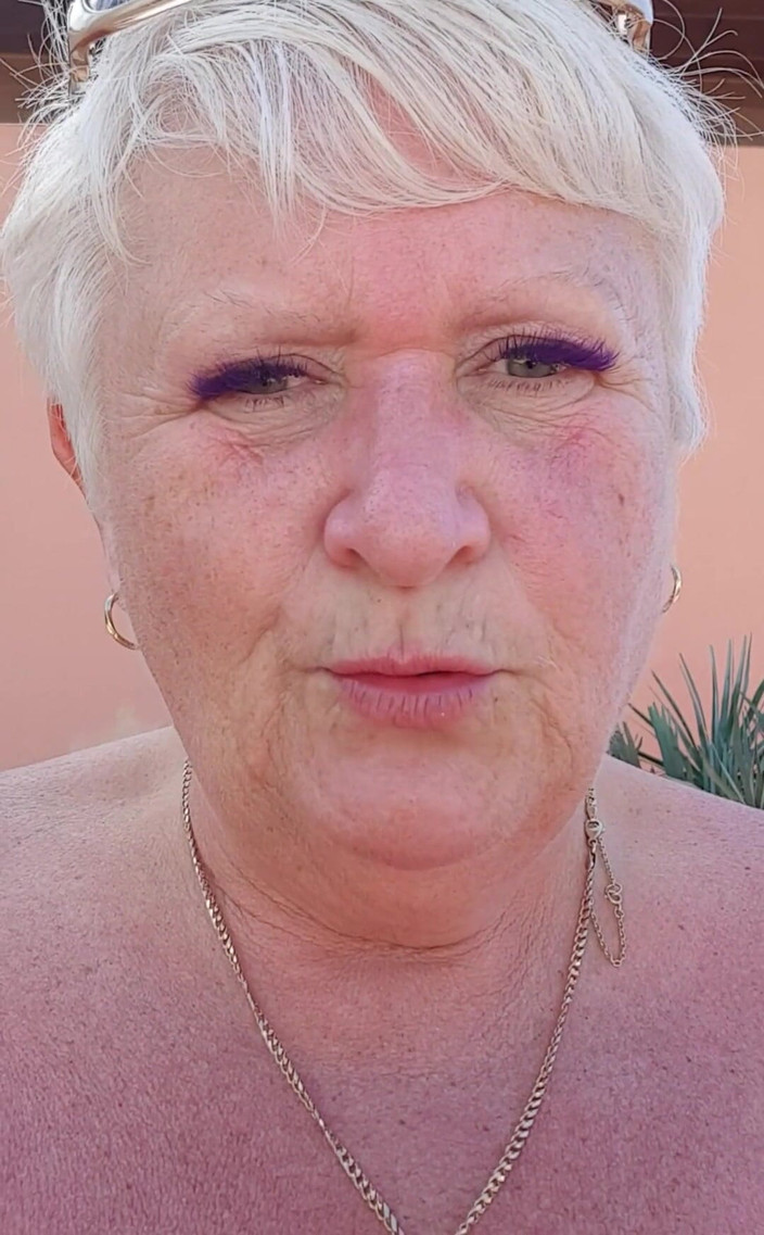 Uk Joolz: Seperti yang kamu lihat dari video klip ini, mainan seksku...